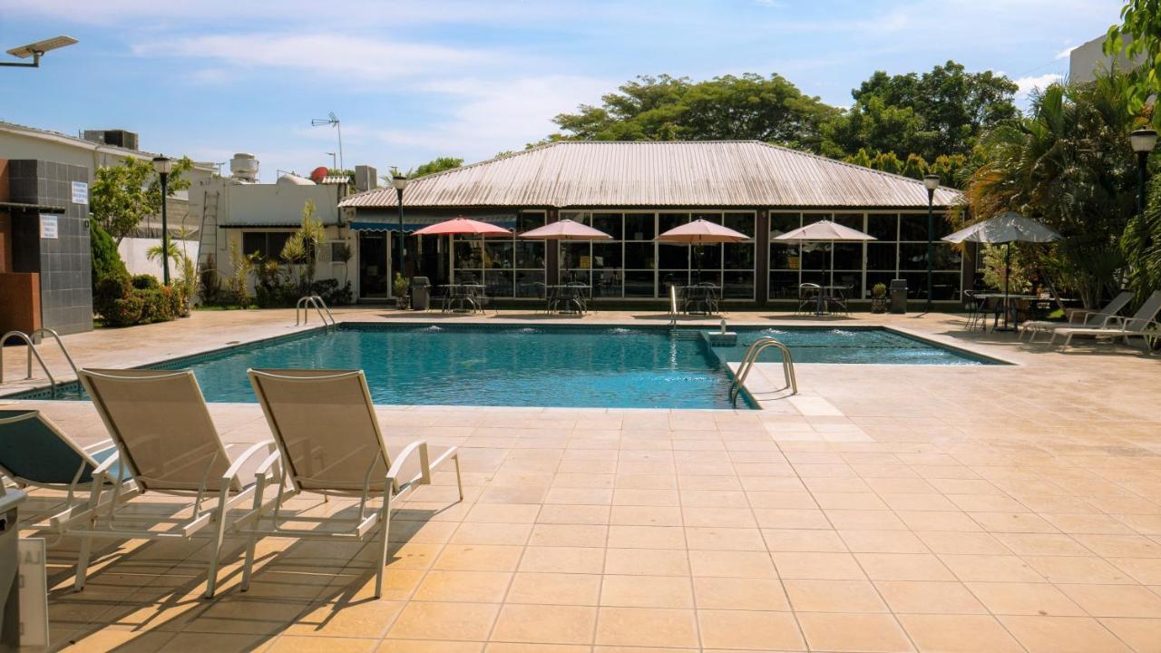 Hotel Plaza Mazari Suchiate ภายนอก รูปภาพ
